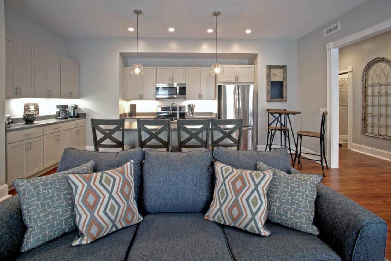 Newly Renovated 4 Bed 3 Bath And 2 Parking Spots Villa Savannah Exterior photo