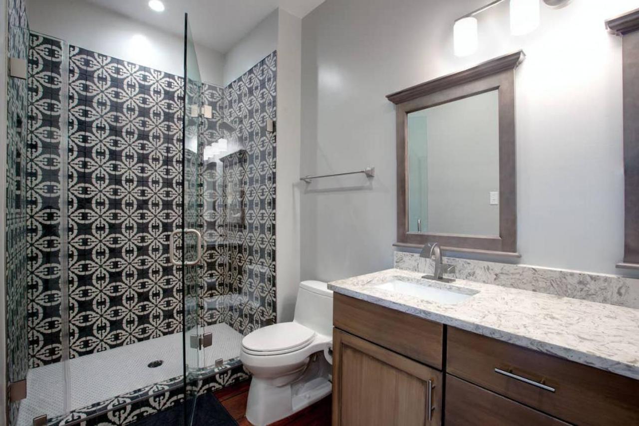 Newly Renovated 4 Bed 3 Bath And 2 Parking Spots Villa Savannah Exterior photo