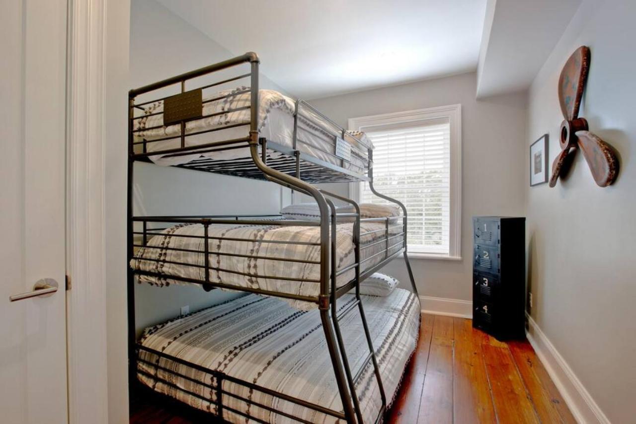 Newly Renovated 4 Bed 3 Bath And 2 Parking Spots Villa Savannah Exterior photo