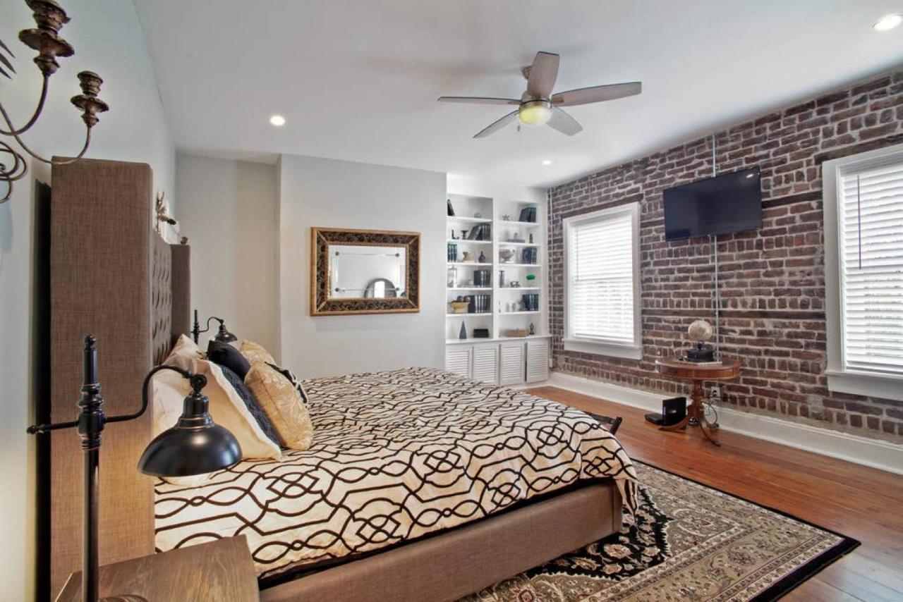 Newly Renovated 4 Bed 3 Bath And 2 Parking Spots Villa Savannah Exterior photo