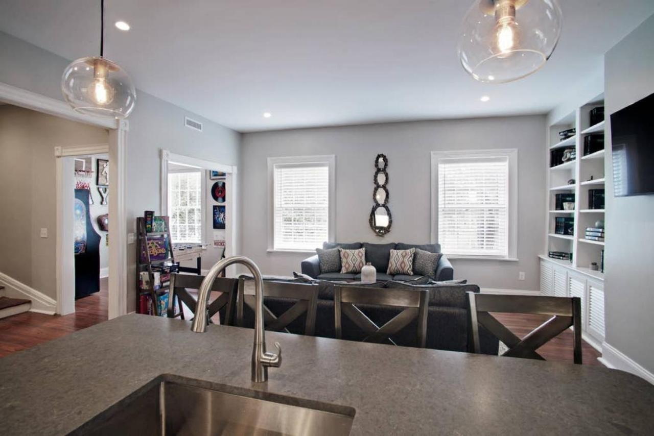 Newly Renovated 4 Bed 3 Bath And 2 Parking Spots Villa Savannah Exterior photo