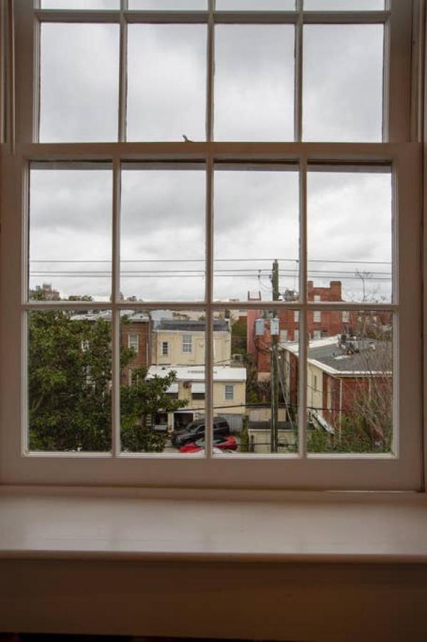 Newly Renovated 4 Bed 3 Bath And 2 Parking Spots Villa Savannah Exterior photo